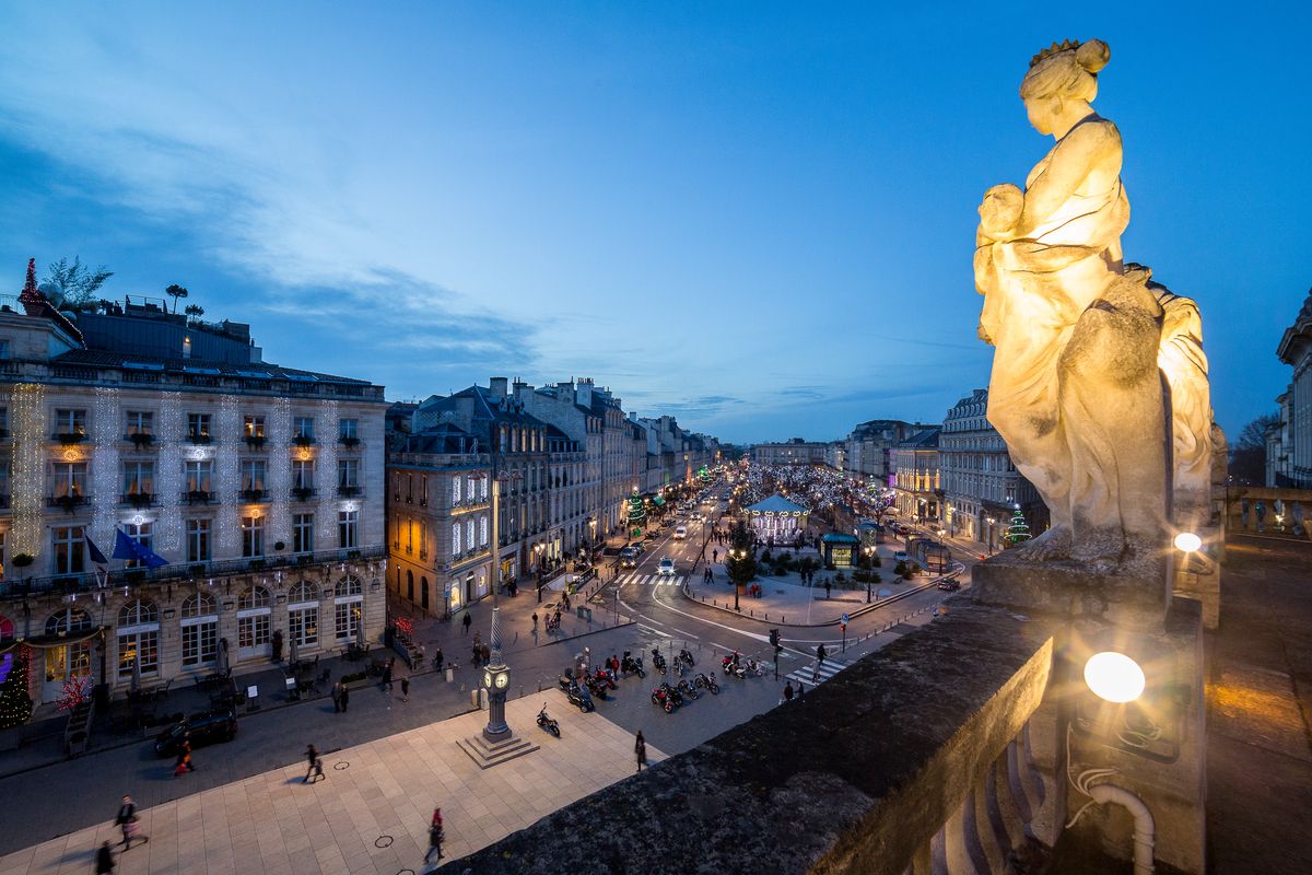 Place de la Comédie Bordeaux