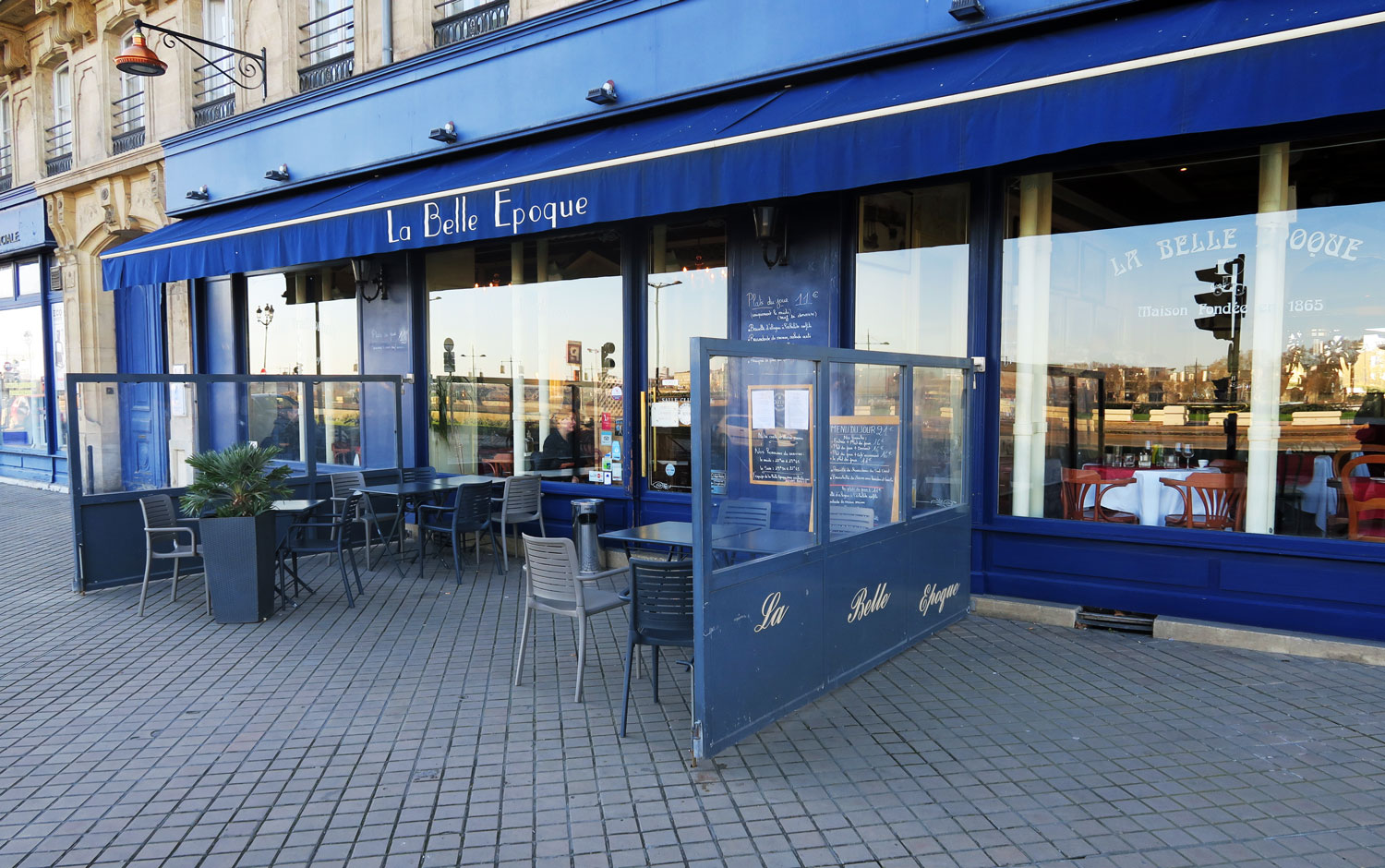 Les cafés qui ont fait l'histoire de Bordeaux - Dominika Urban(2).jpg