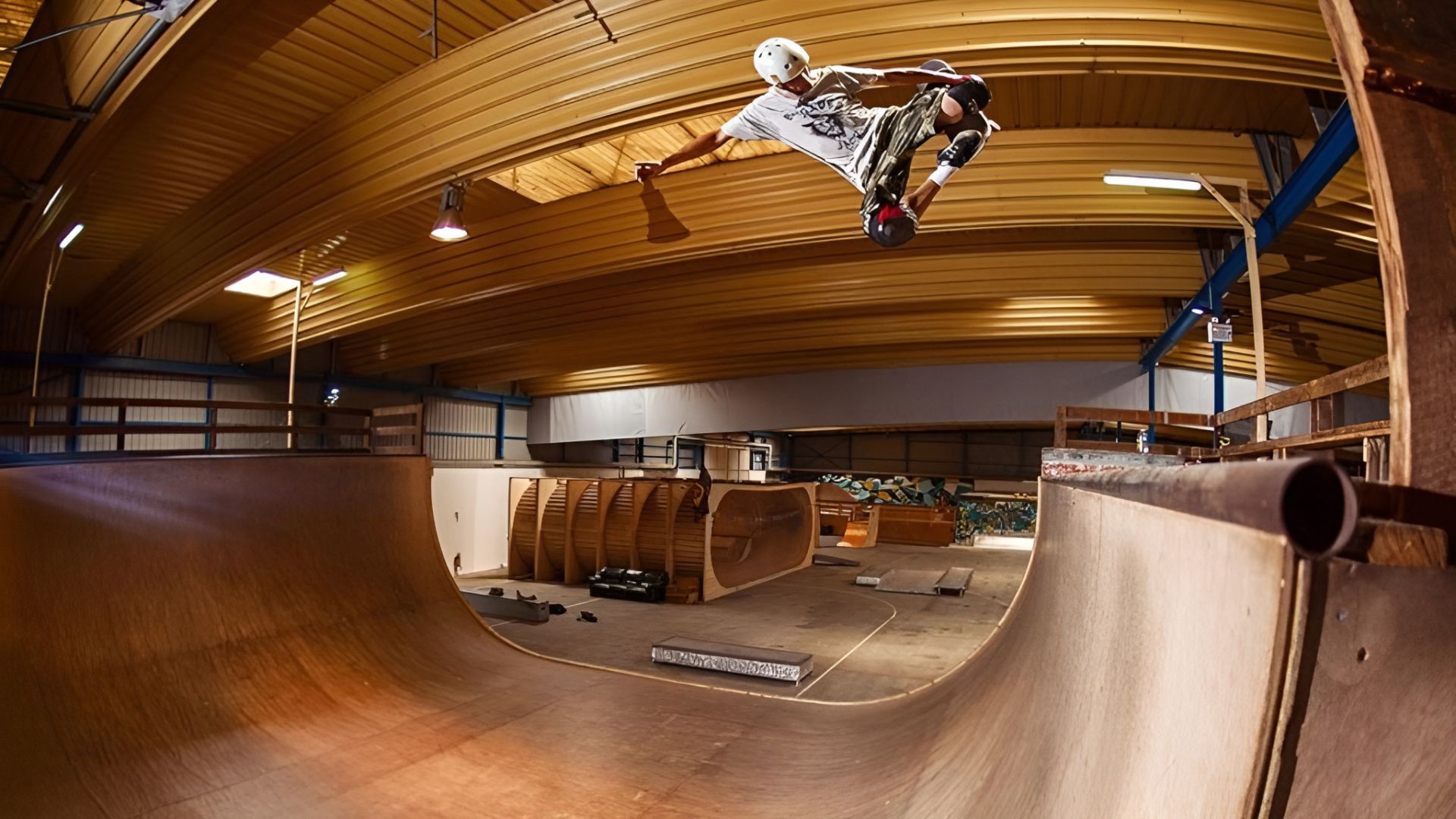 Darwin's skatepark on the right bank