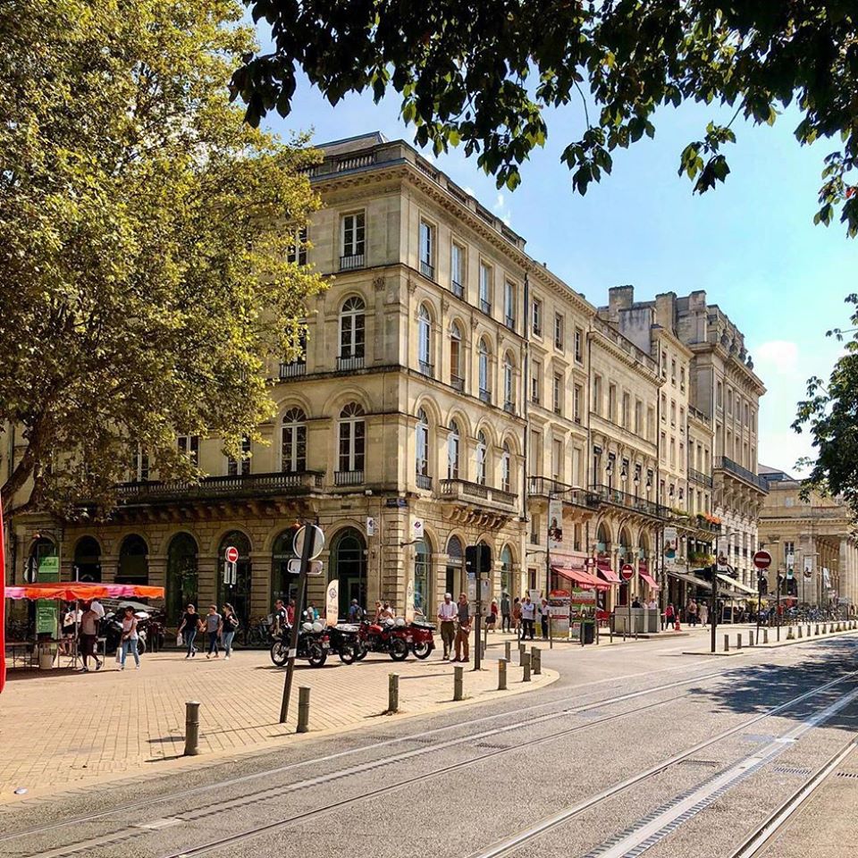 where is the tourist office in bordeaux