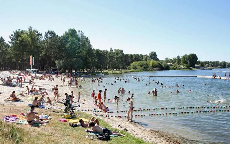 Plage-du-Lac