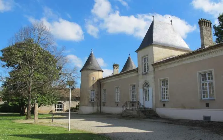 Porte-du-Medoc-Chateau-Lescombes