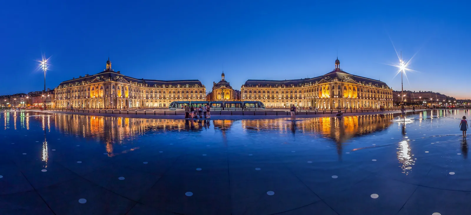 Wine, History, and Culture: Exploring Bordeaux's Tourism Treasures - Cultural Attractions in Bordeaux