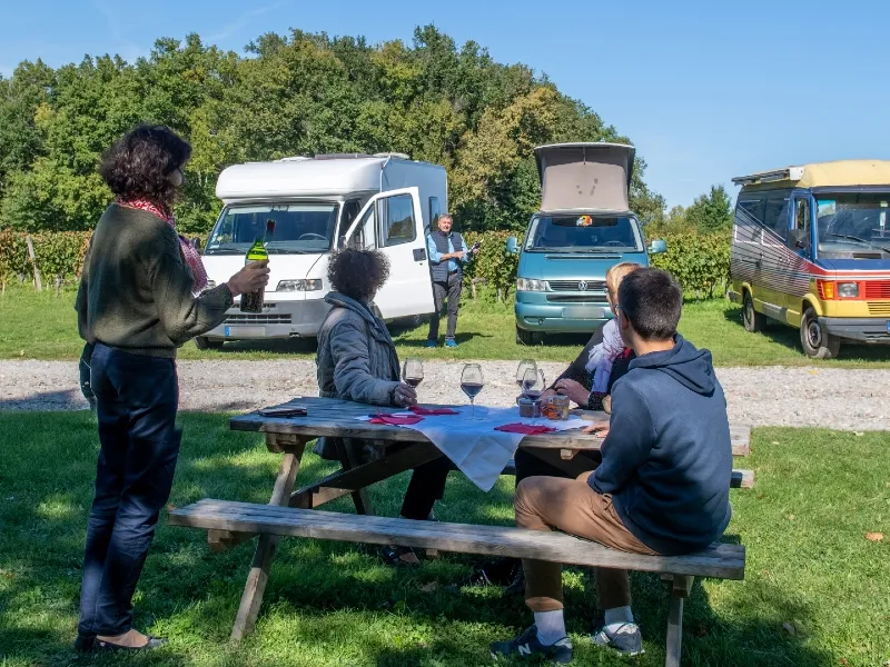 Location camping car bordeaux online