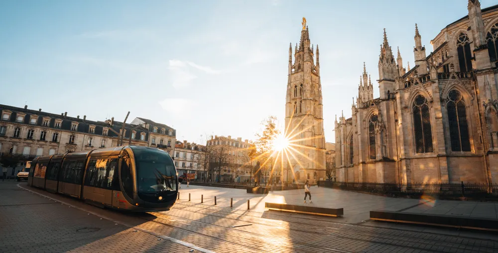 streetcar bordeaux