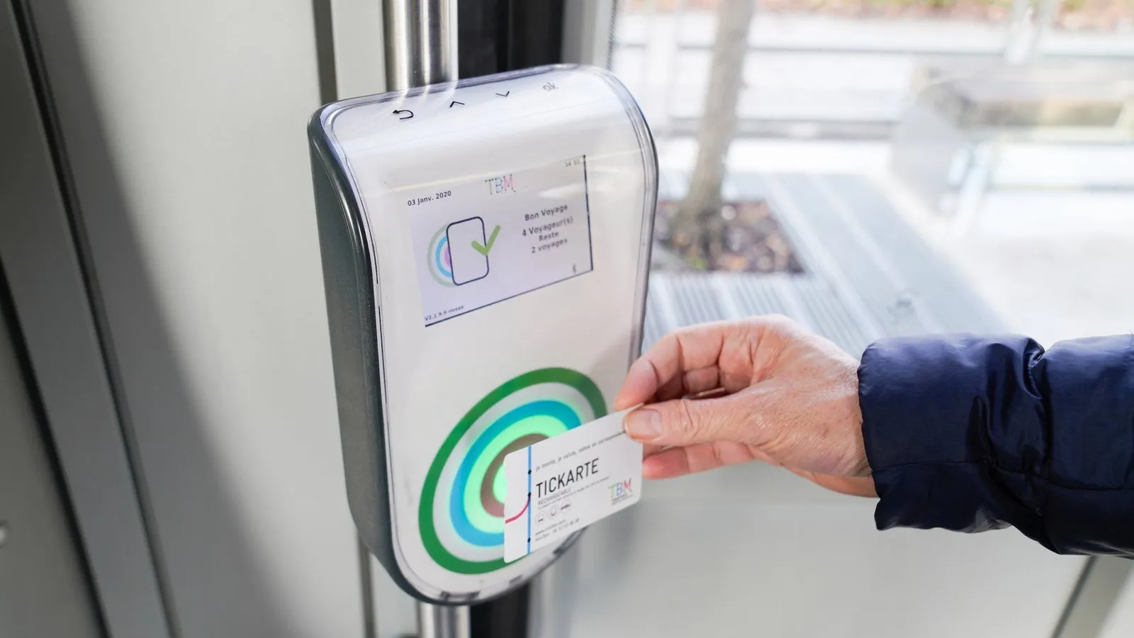 how to buy a streetcar ticket in bordeaux